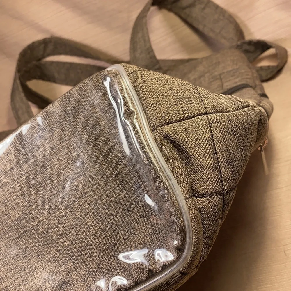 NWOT LUG best traveling taxicab full tote ever!